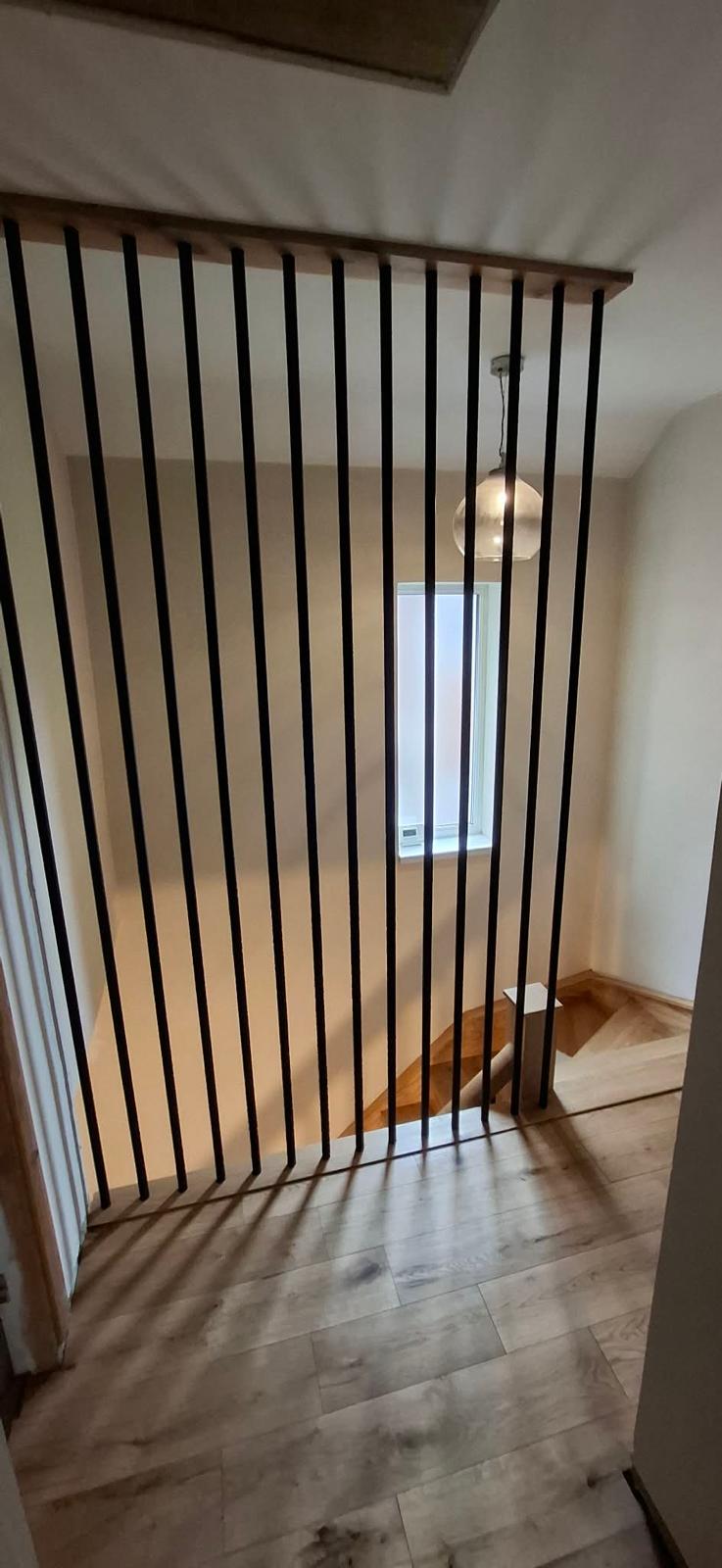 Solid oak landing floor installation
