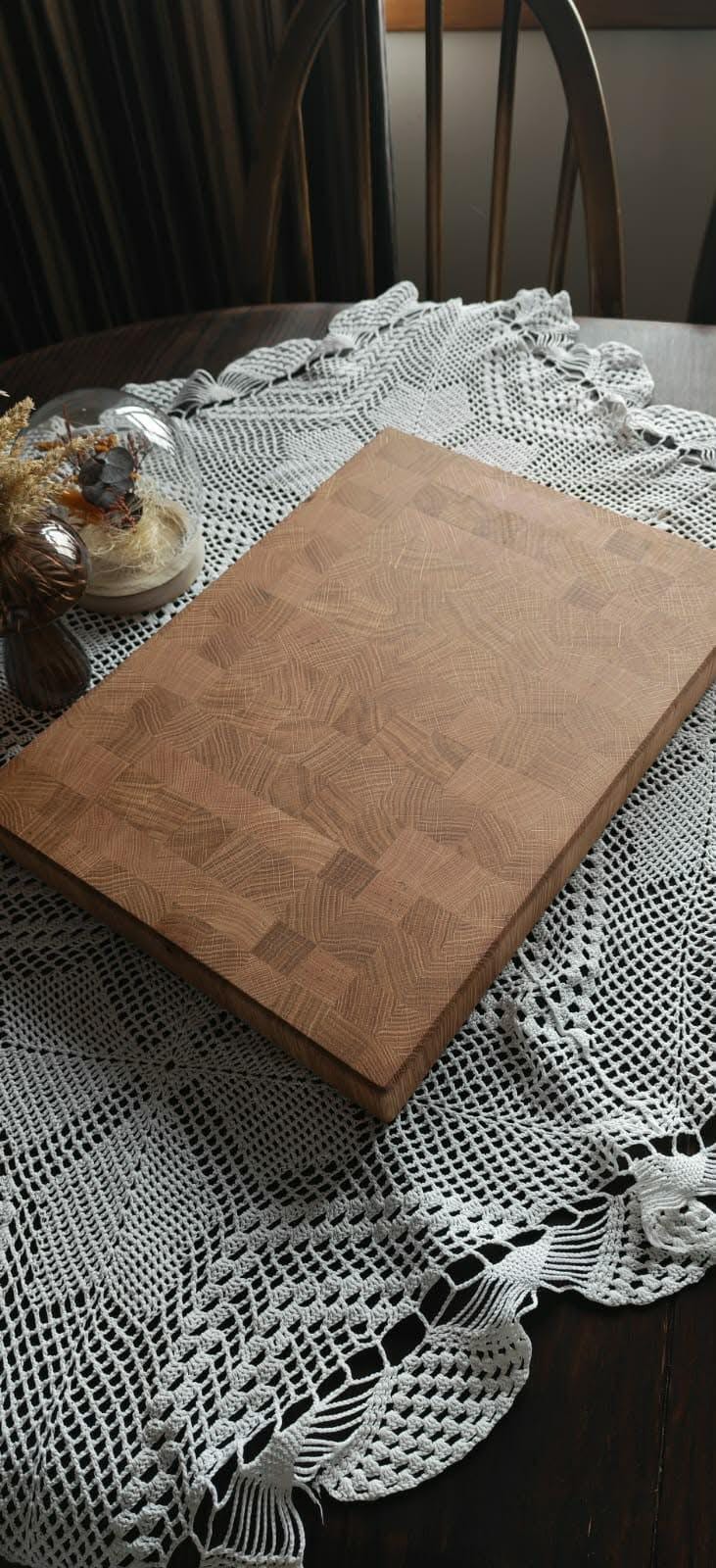 Ash cutting board with a hand-cut handle