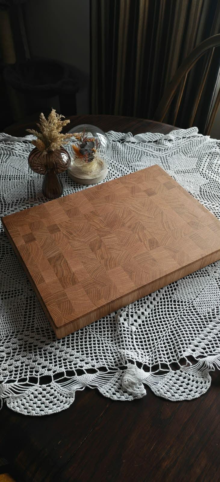 Solid oak serving board with a juice groove