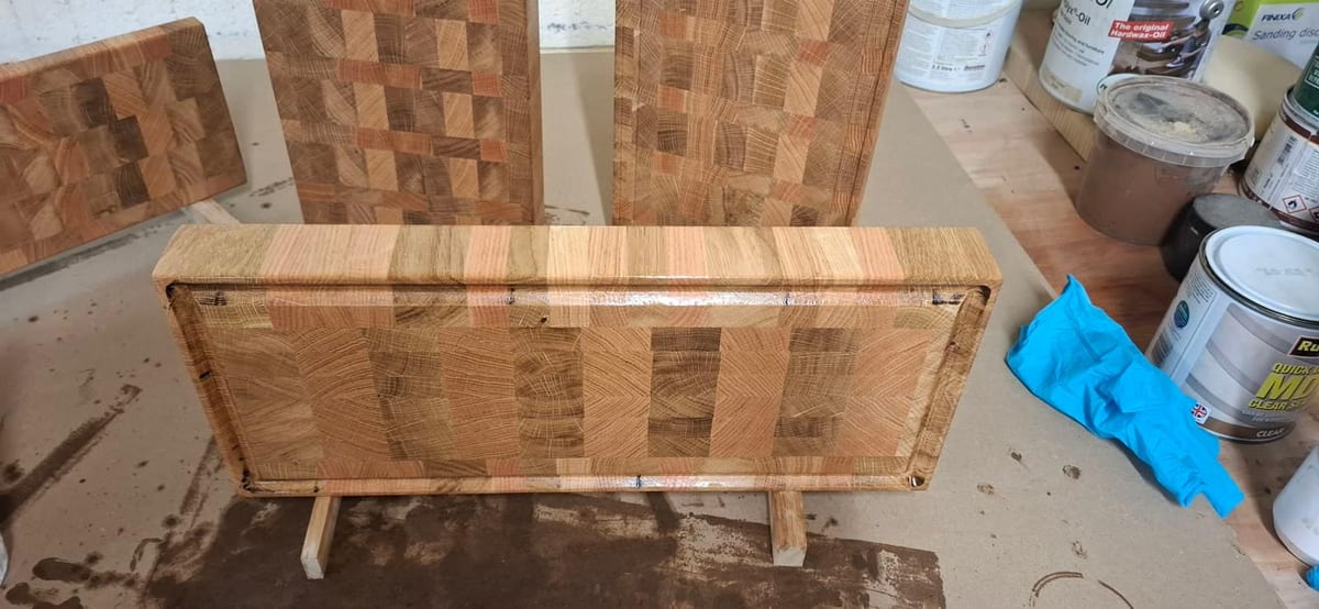 End-grain oak butcher's block style board
